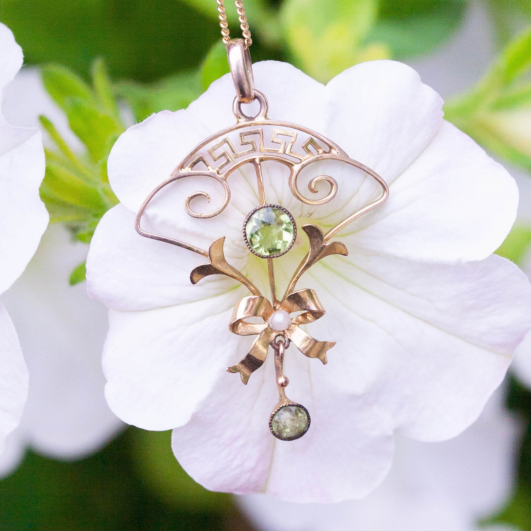 August's Birthstones - Jordans Jewellers