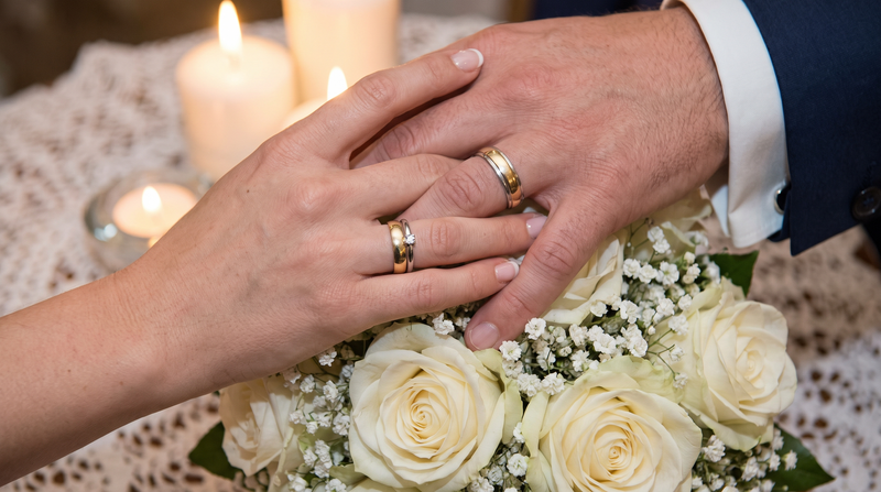 How to Choose a Wedding Ring to Match Your Engagement Ring