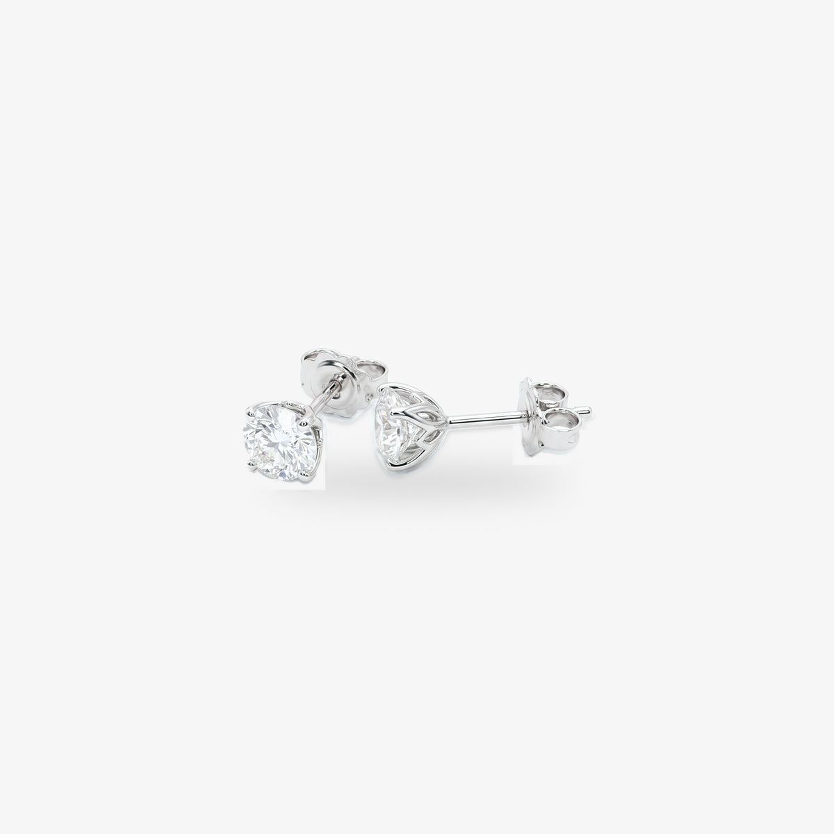 18ct White Gold Lab Grown Diamond 2.00ct Stud Earrings close up