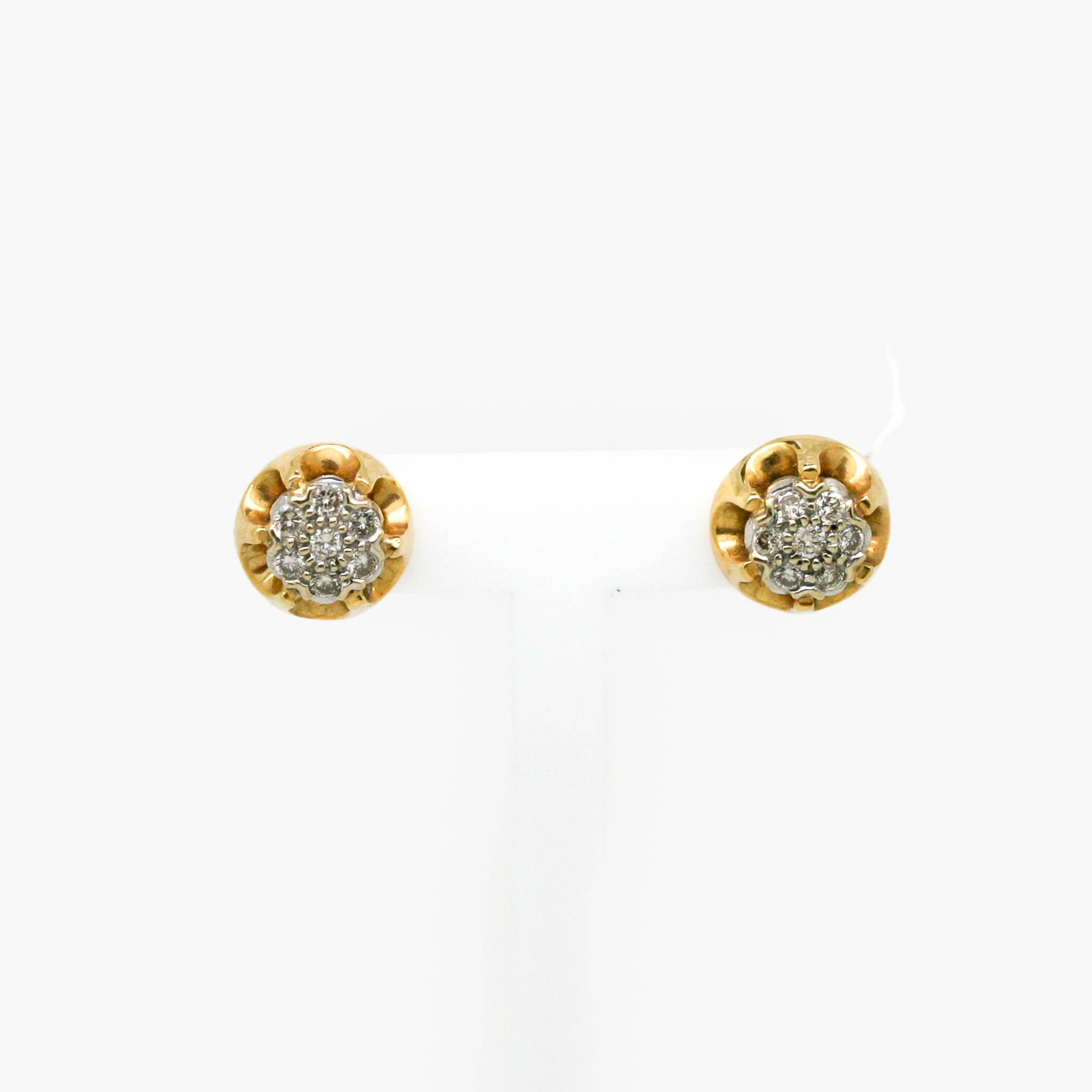 18ct Yellow Gold Claw Set Diamond Cluster Stud Earrings Jordans Jewellers