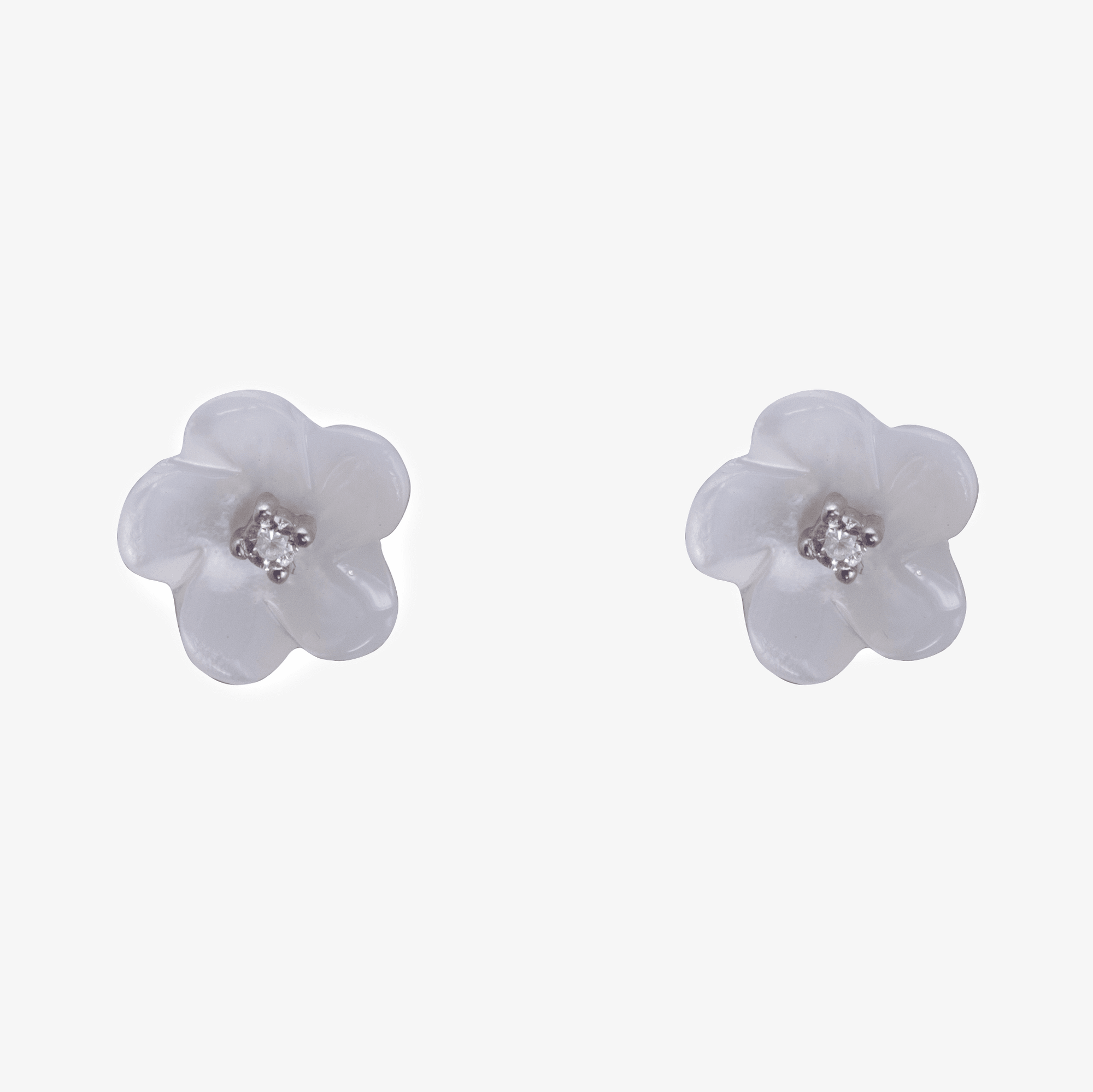 NEW Silver Mother of Pearl Flower Stud Earrings - Jordans Jewellers
