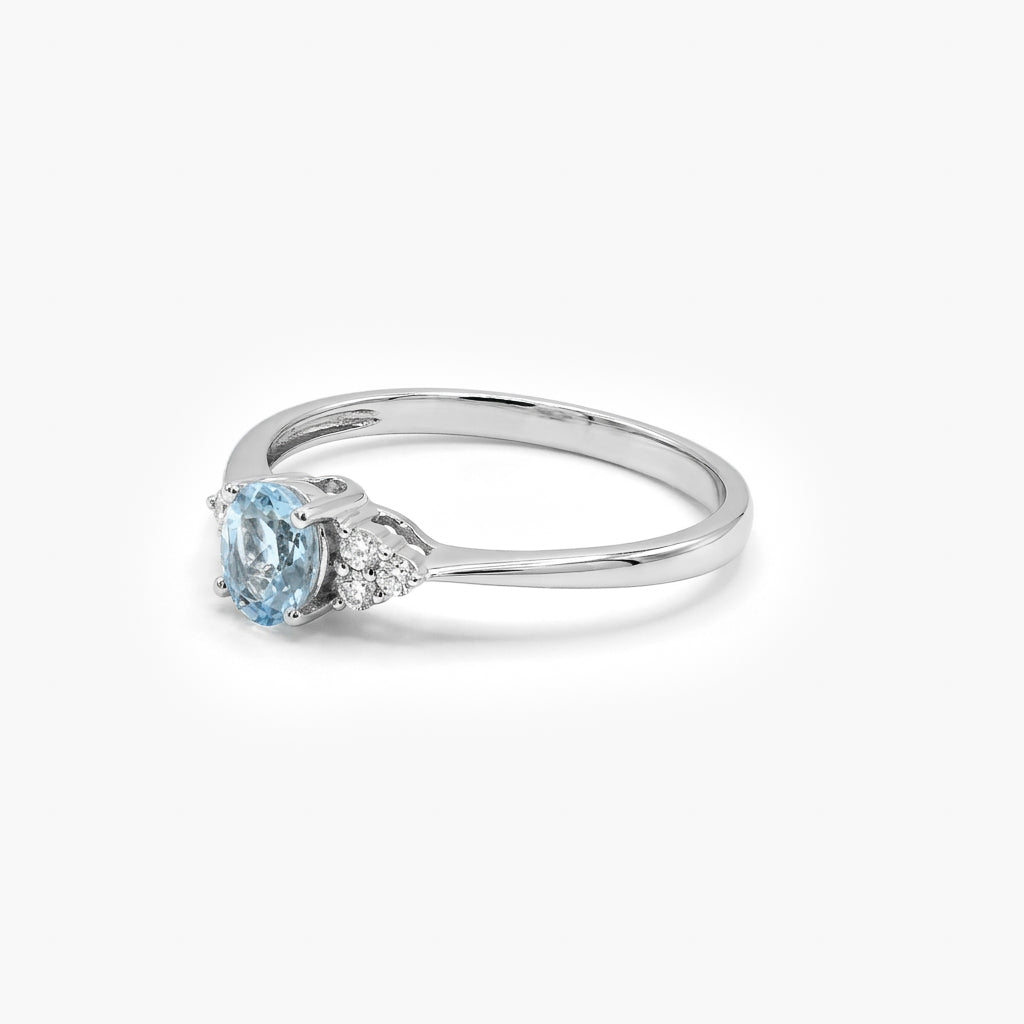 9ct White Gold Aquamarine and Diamond Ring