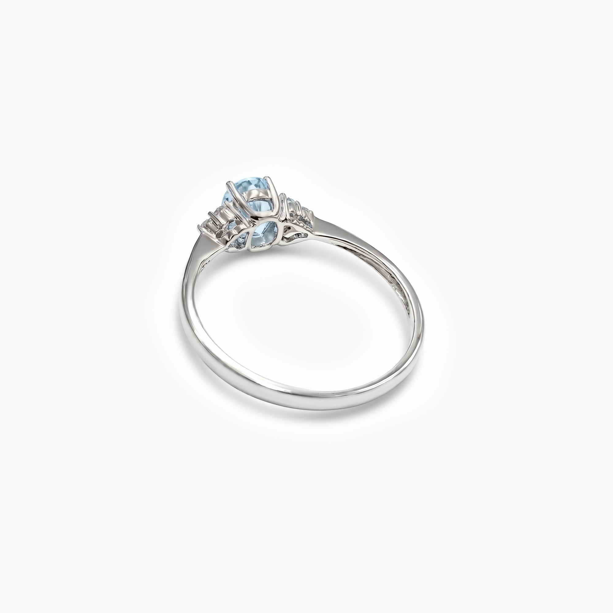 9ct White Gold Aquamarine and Diamond Ring