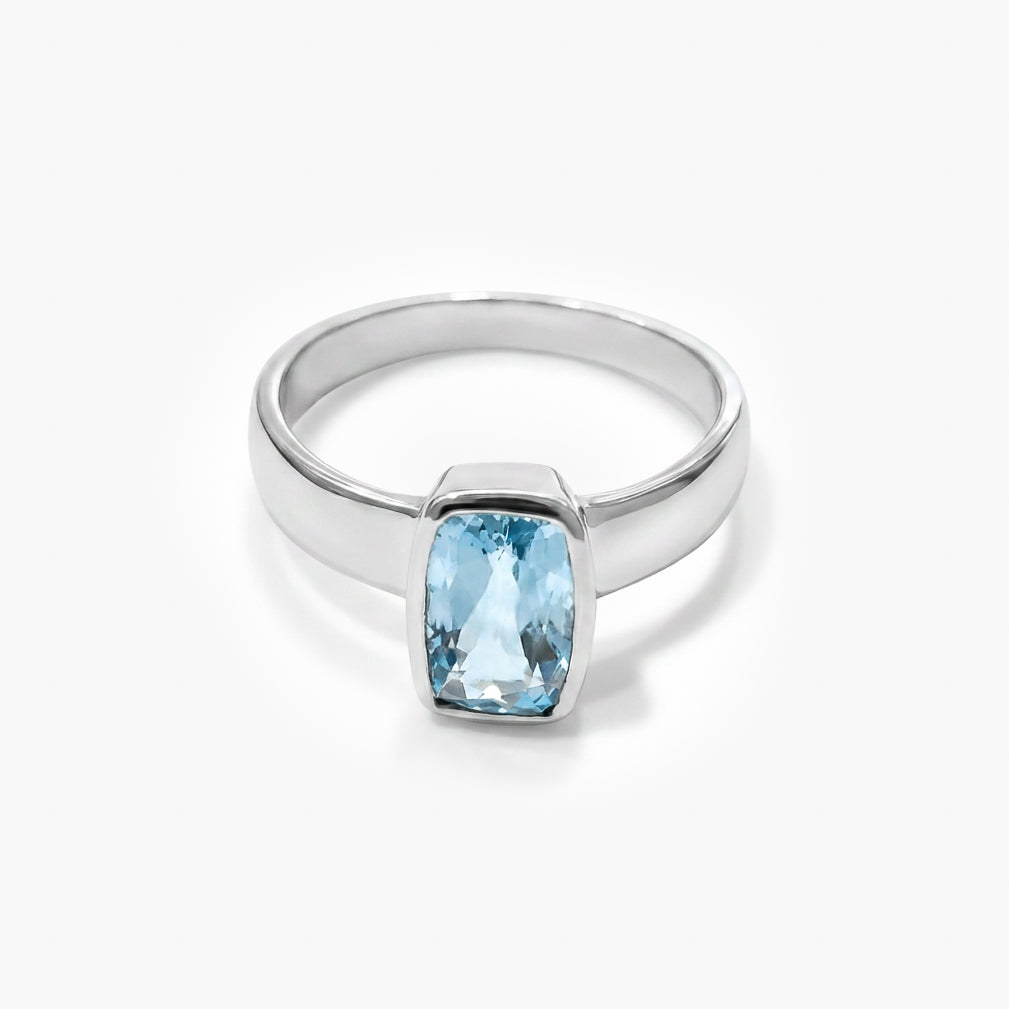 Silver Aquamarine Solitaire Ring