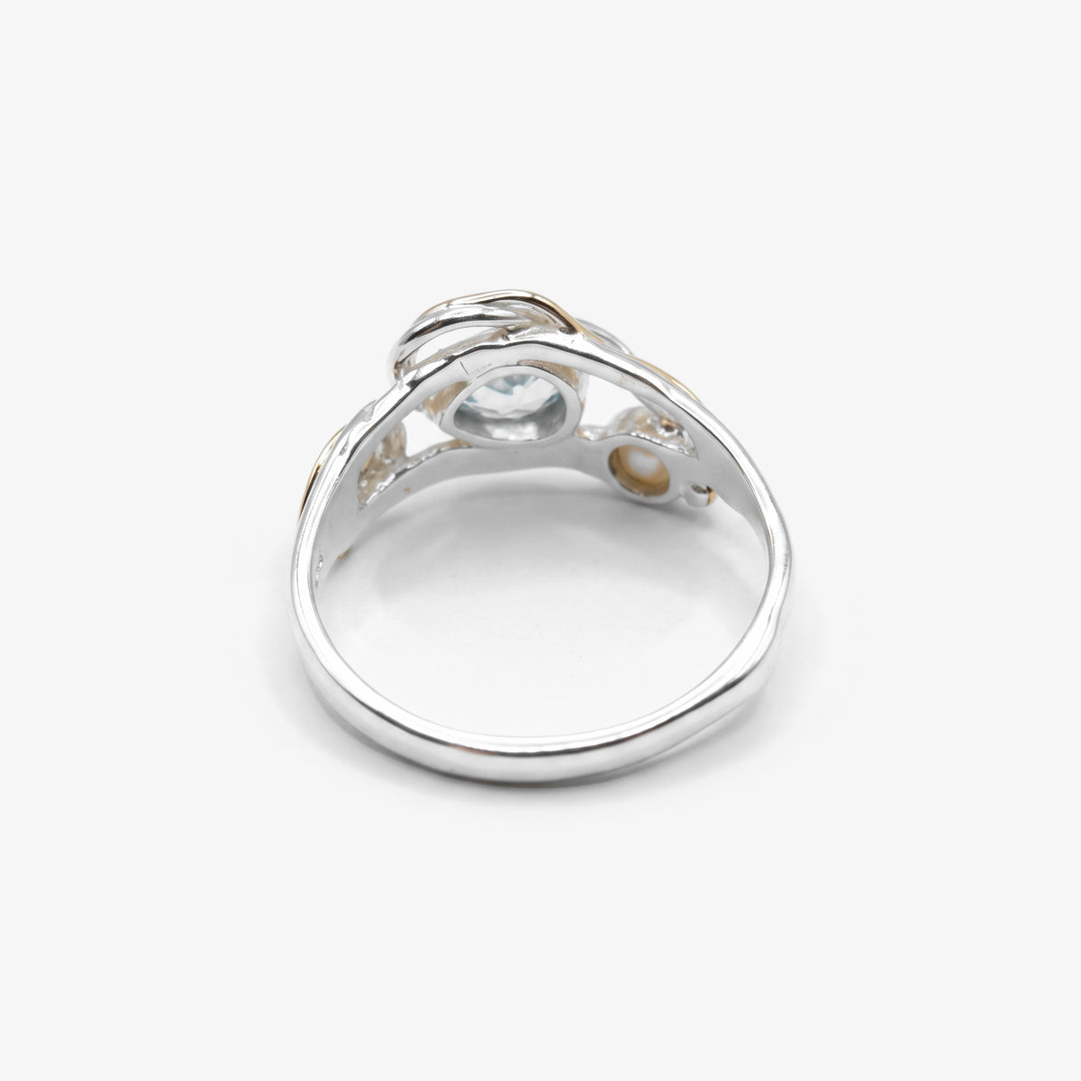 Sterling Silver Blue Topaz & Pearl Ring