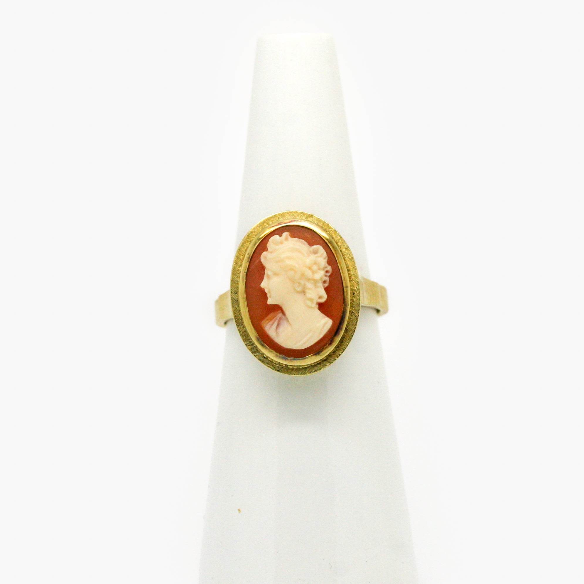 RARE Beautiful Cameo Ring 14ct Yellow Gold – Jordans Jewellers