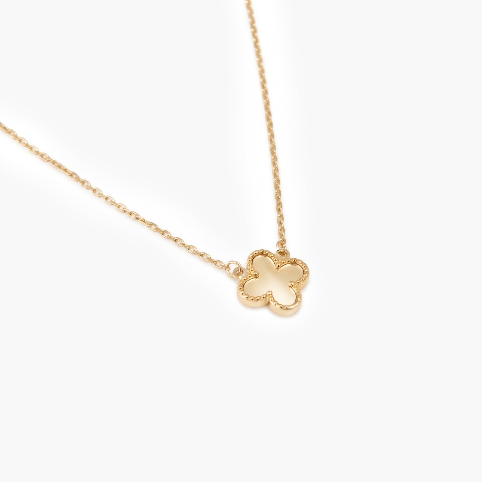 9ct Yellow Gold Clover Pendant Necklace