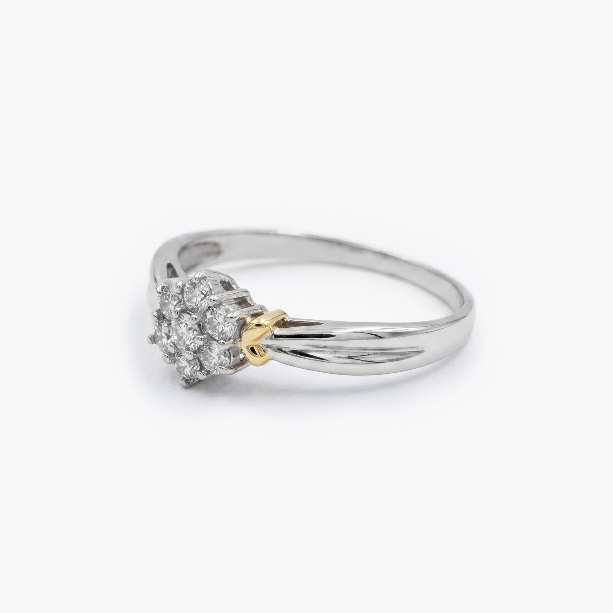 9ct Gold Diamond Cluster Ring