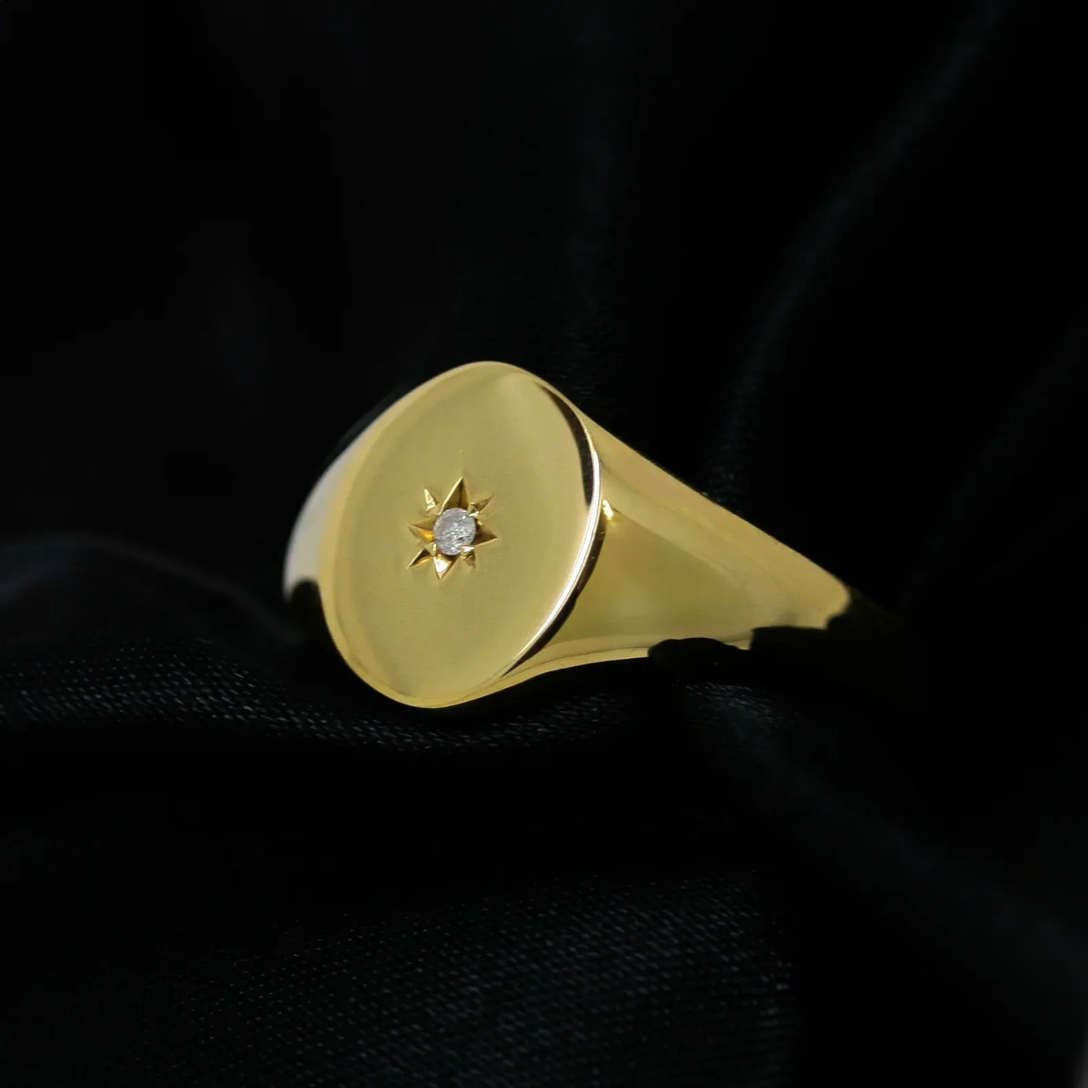 9ct Yellow Gold Diamond Star Signet Ring
