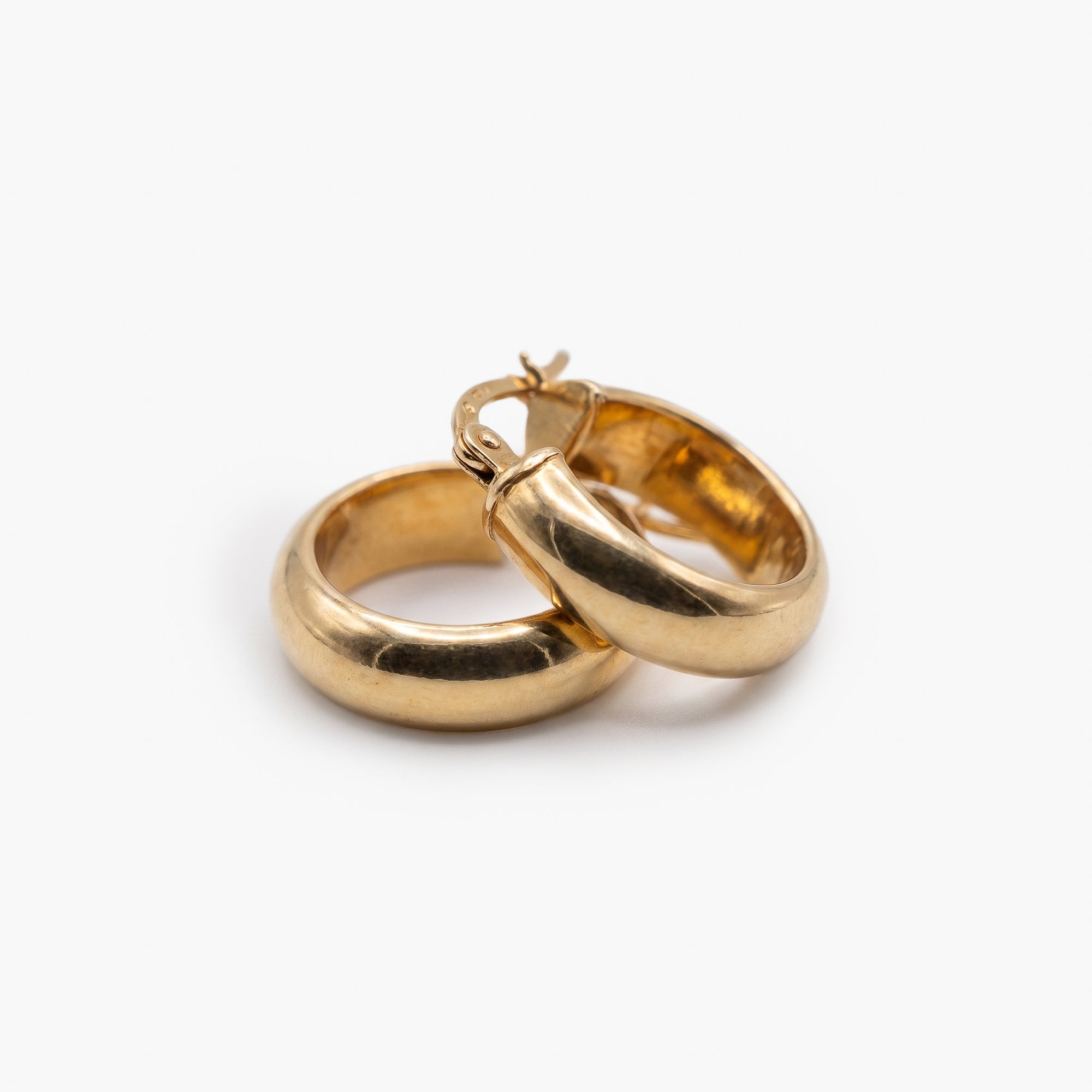 9ct Yellow Gold Polished Chunky Hoop Earrings