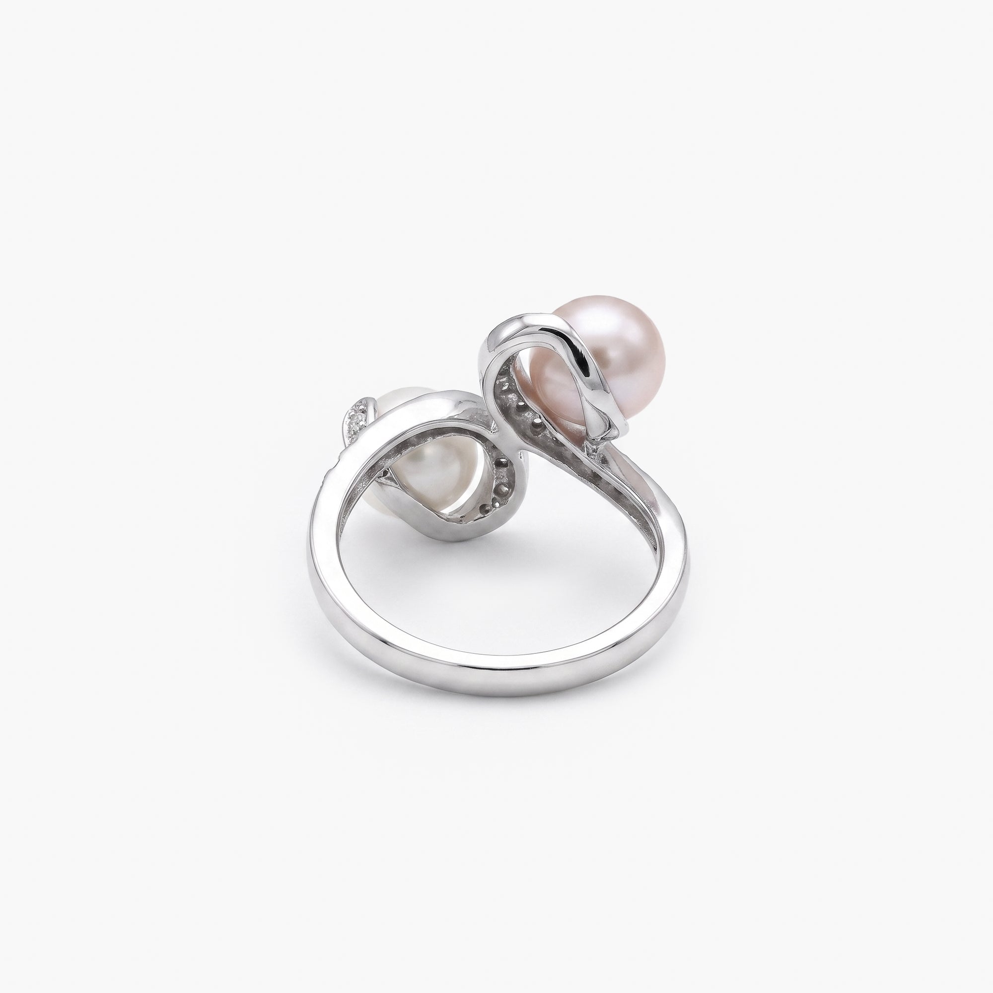 18ct White Gold Toi et Moi Pearl & Diamond Ring