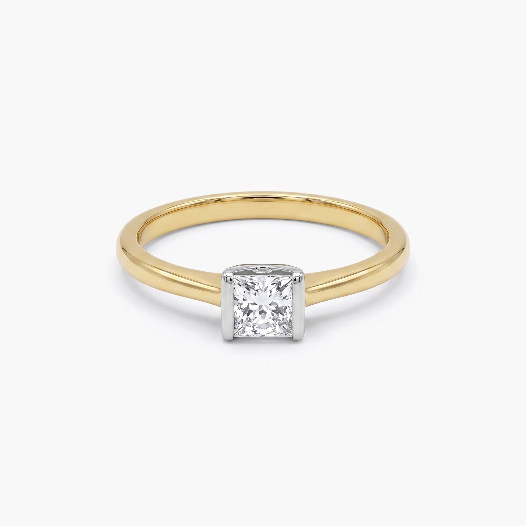 18ct Yellow Gold Princess Cut Diamond Solitaire Engagement Ring