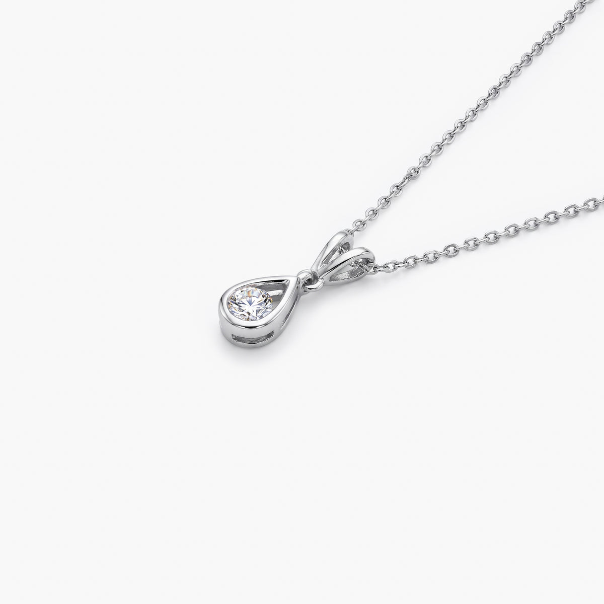 18ct White Gold Diamond Teardrop Pendant Necklace