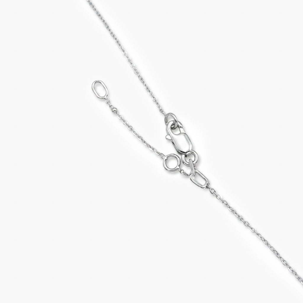 18ct White Gold Diamond Flower Pendant Necklace