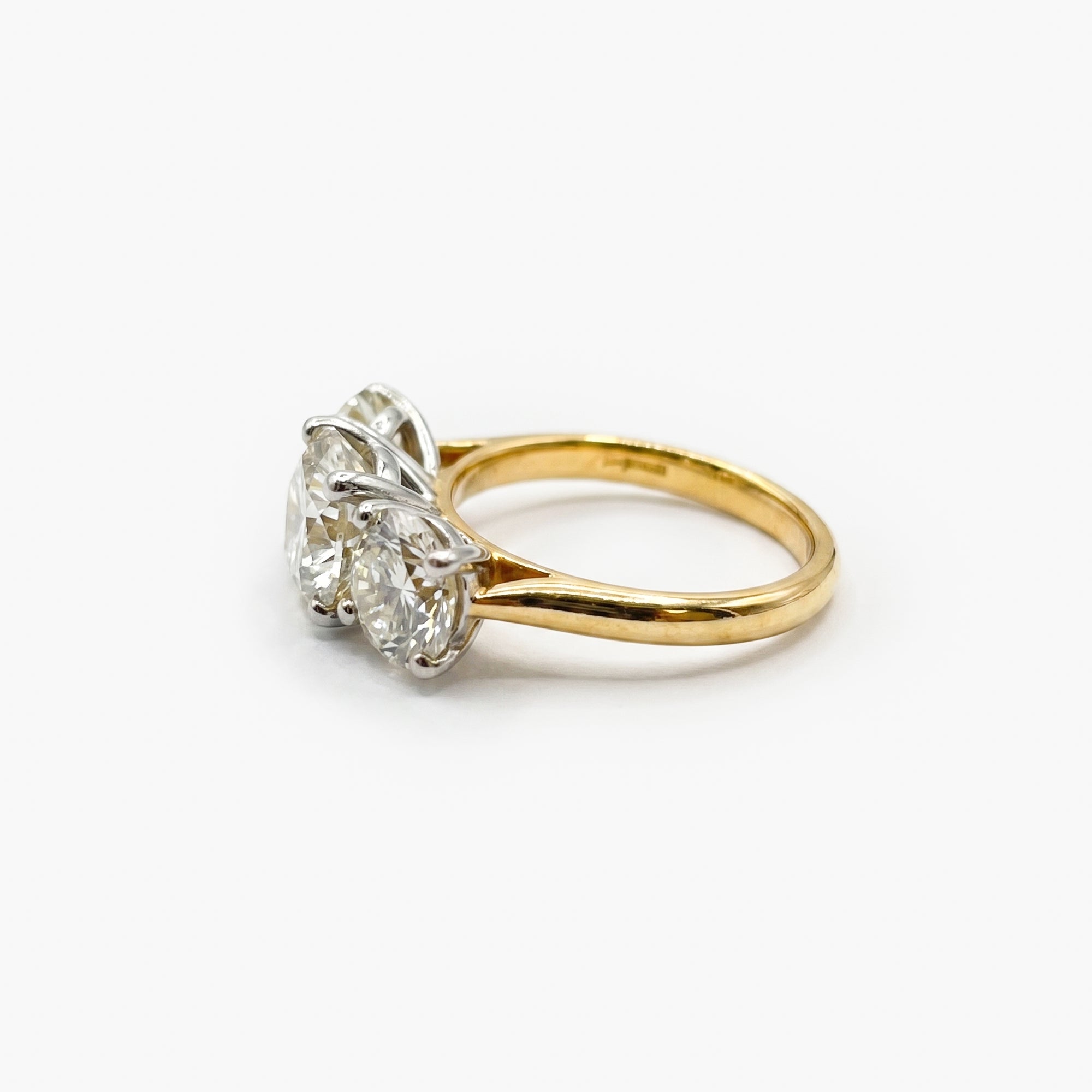 18ct Gold & Platinum 4.03ct Diamond Three Stone Ring