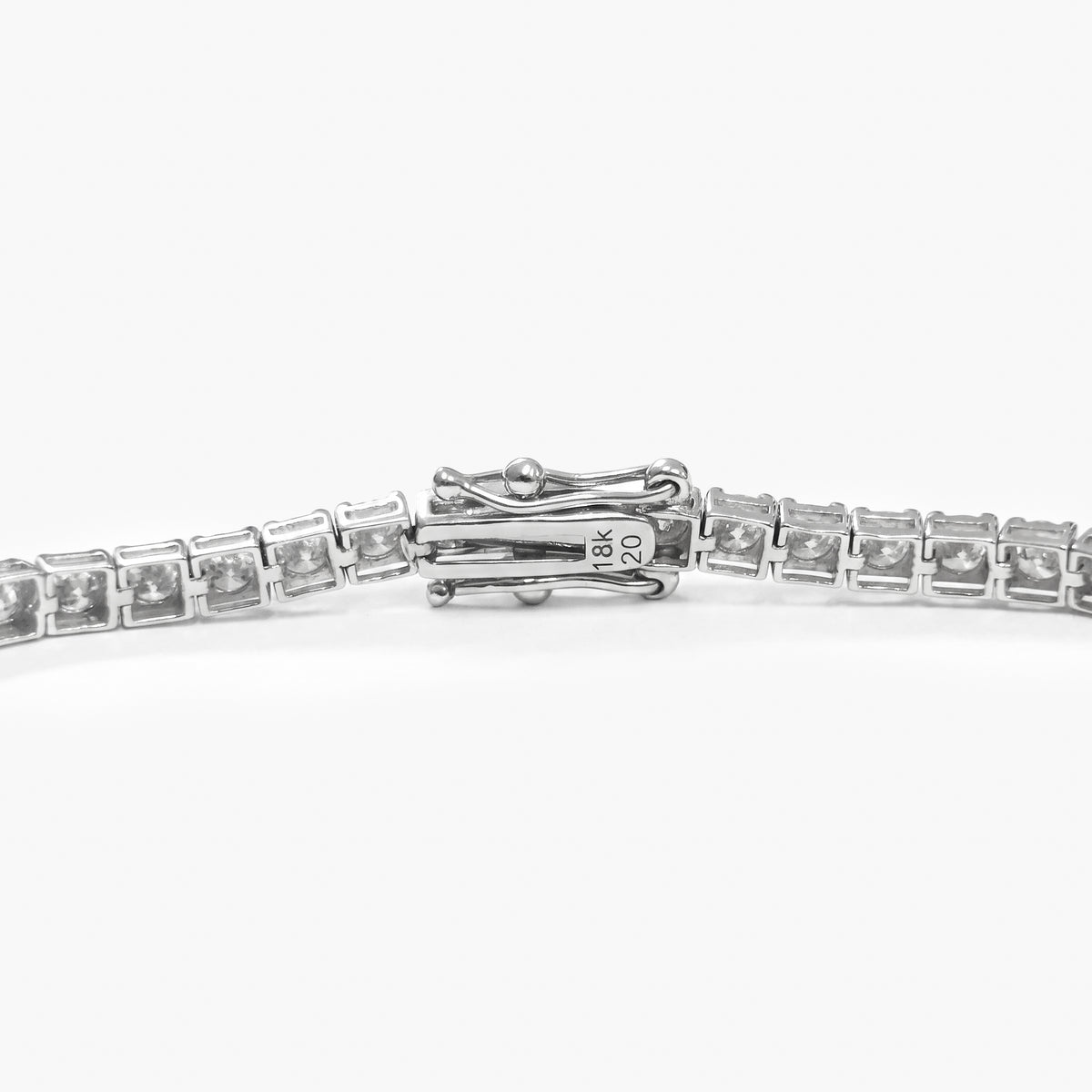 18ct White Gold Diamond Tennis Bracelet 4.80ct