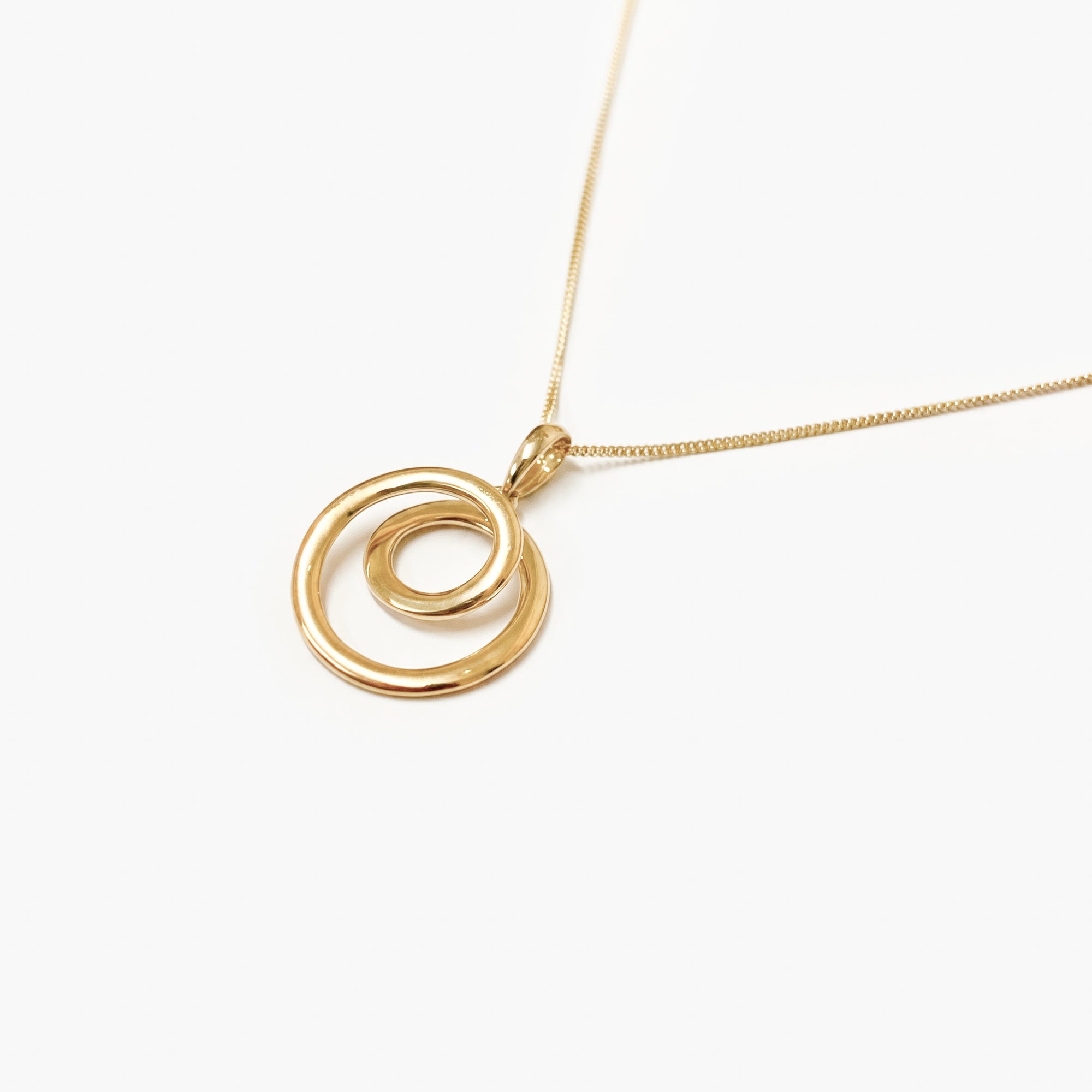 9ct Yellow Gold Polished Double Circle Pendant Necklace