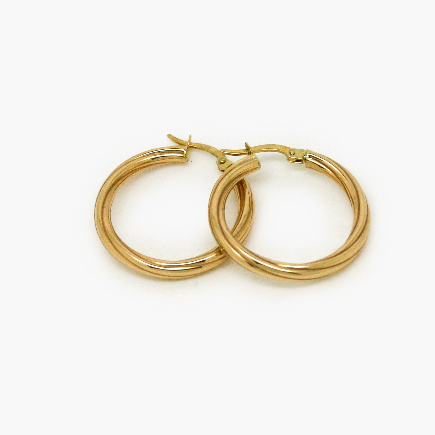 9ct Yellow Gold 26mm Twist Hoop Earrings
