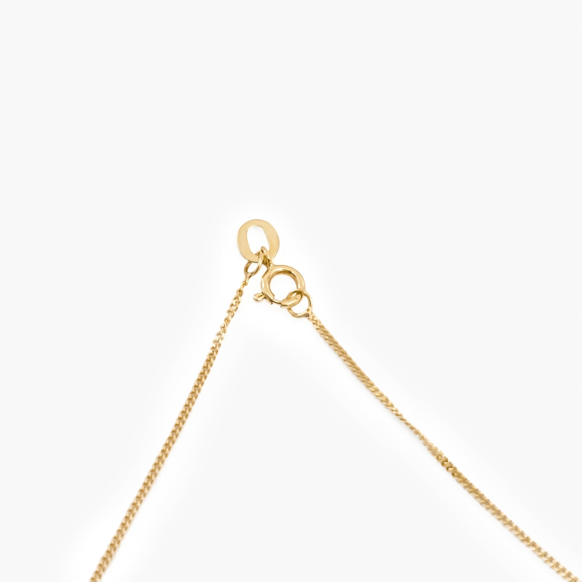 9ct Yellow Gold Oval Opal Pendant Necklace