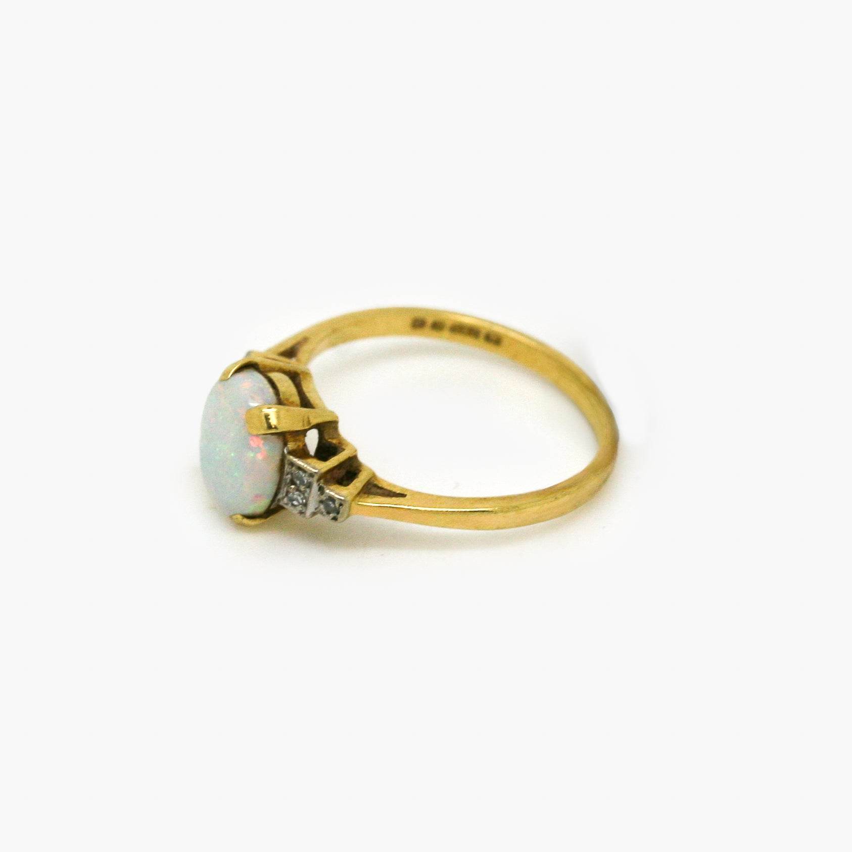 18ct Yellow Gold Opal and Diamond Ring