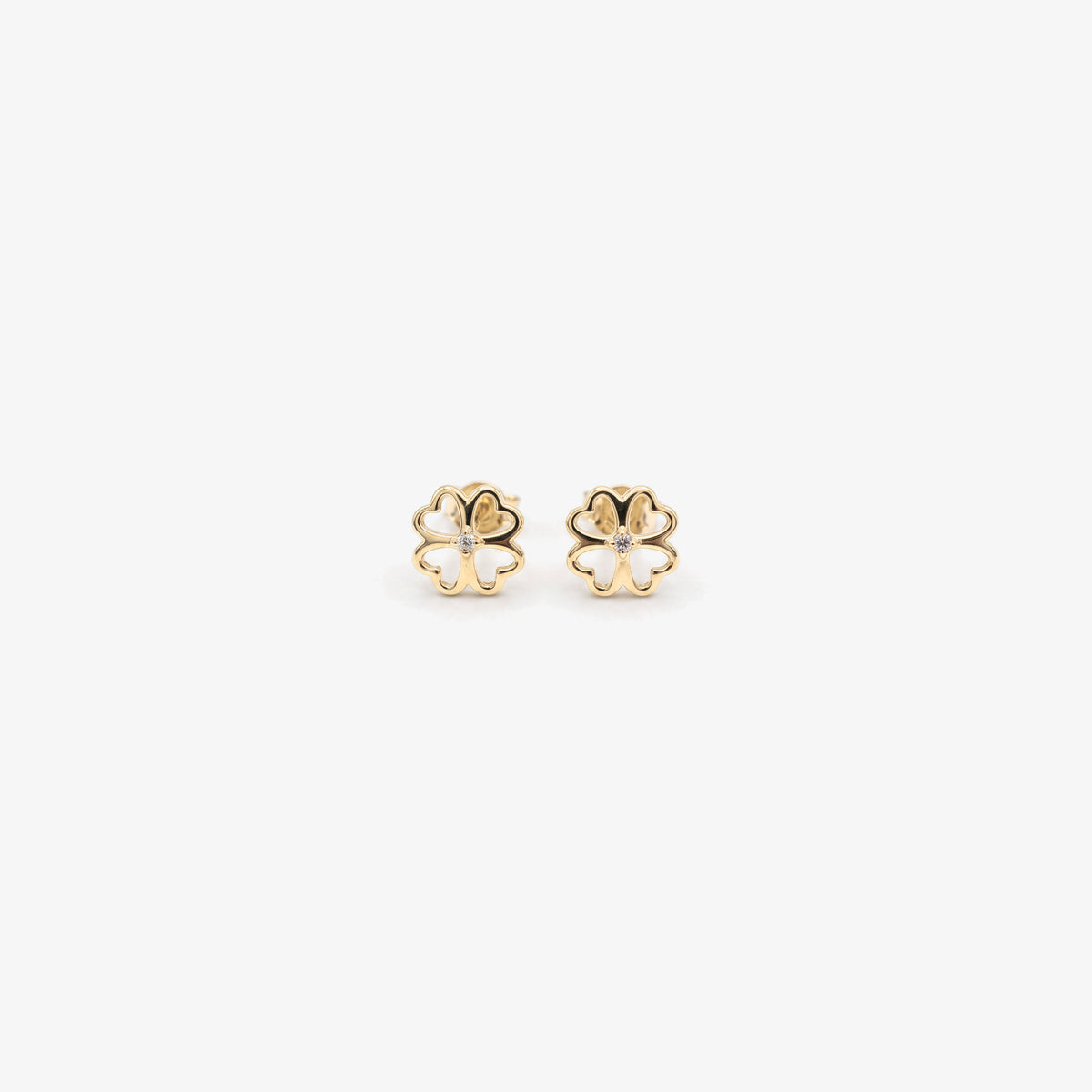 9ct Gold CZ Heart Clover Stud Earrings detail