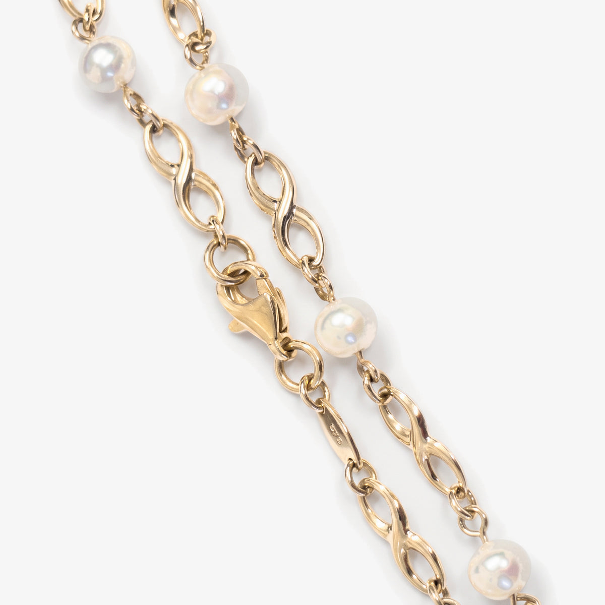 9ct Gold Freshwater Pearl and Infinity Bracelet