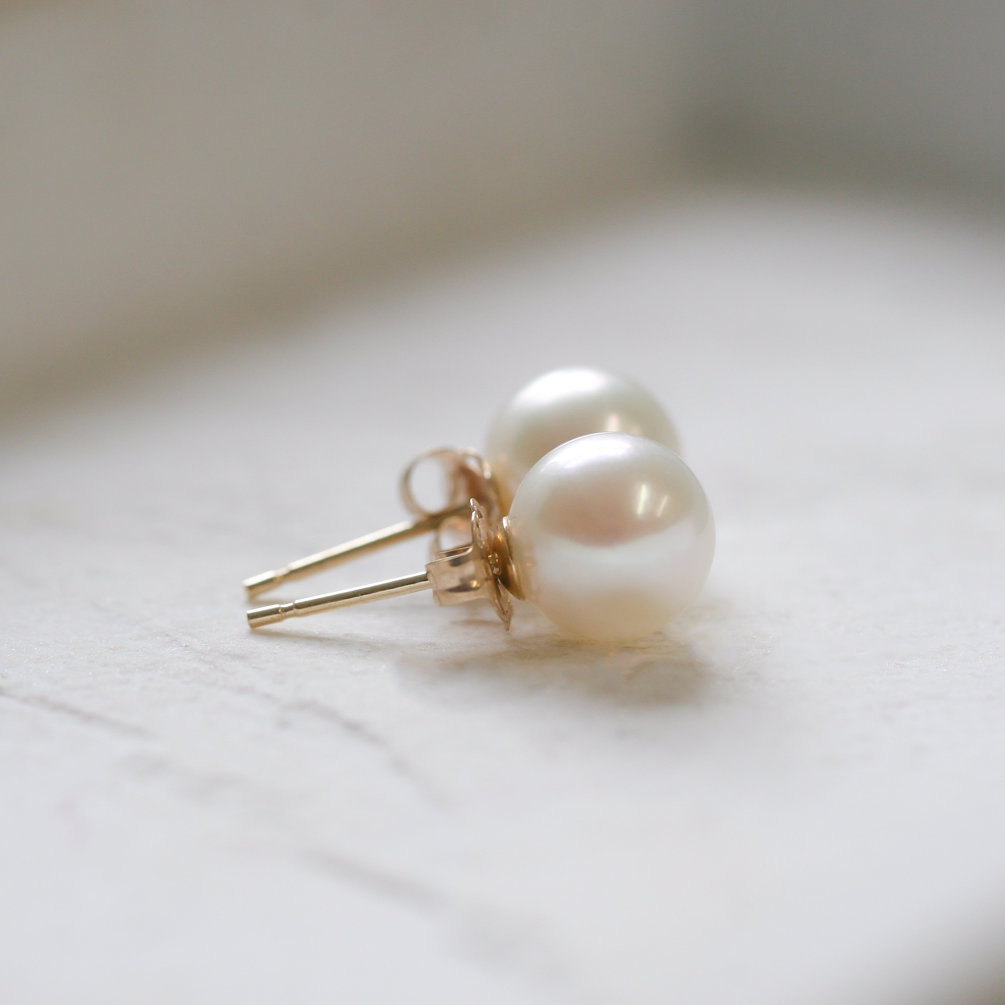 Pre Owned 10 Carat Cultured Pearl Earrings Jordans Jewellers