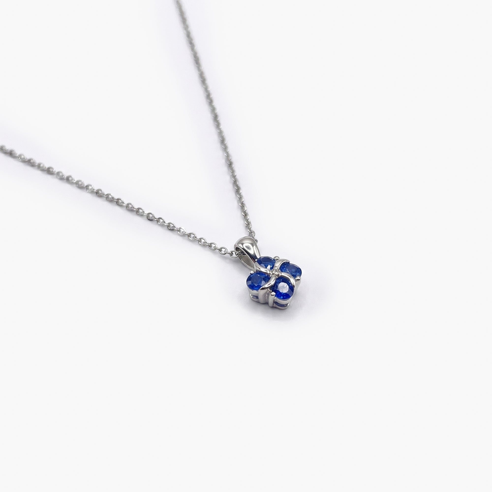 18ct White Gold Sapphire & Diamond Four-Leaf Clover Pendant Necklace