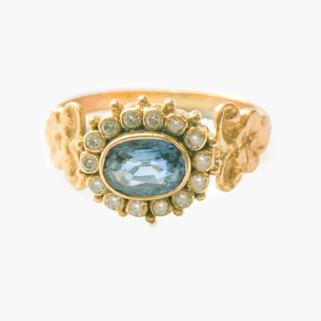 18 Carat Yellow Gold Blue Sapphire & Diamond Ring - Jordans Jewellers