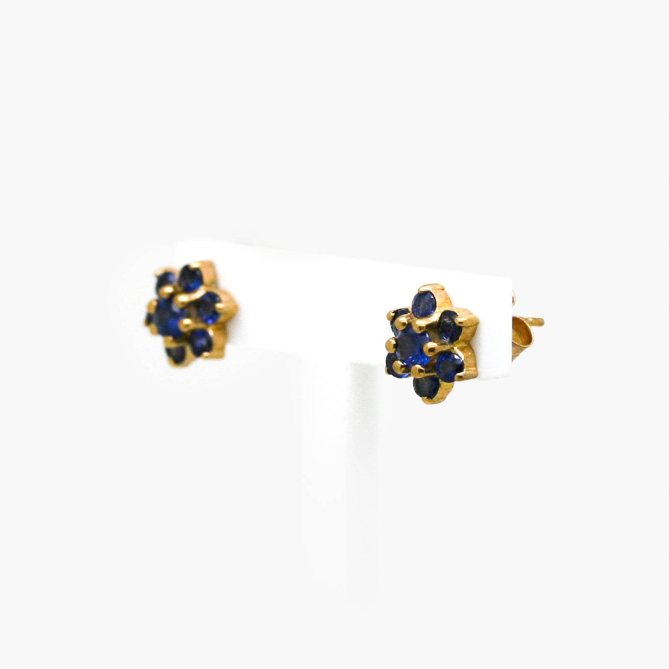 9ct Gold Sapphire Flower Stud Earrings