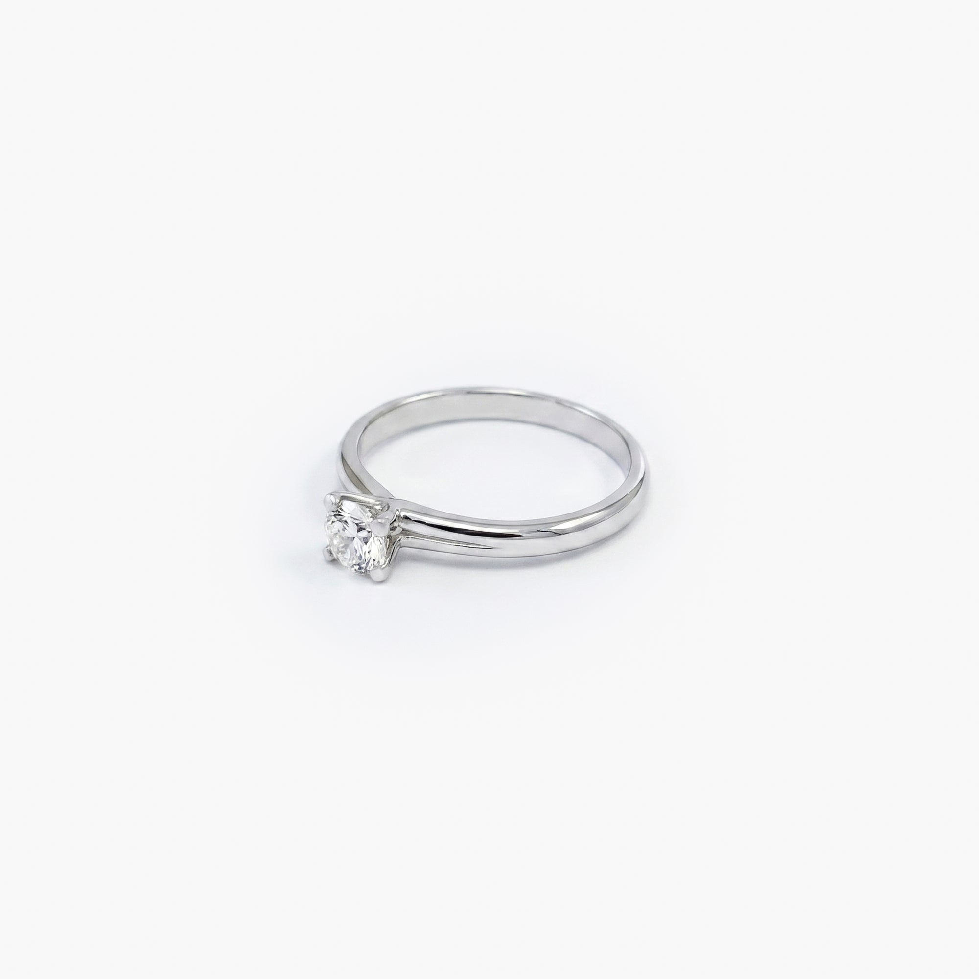 18ct White Gold 0.34ct Diamond Four-Claw Solitaire Engagement Ring