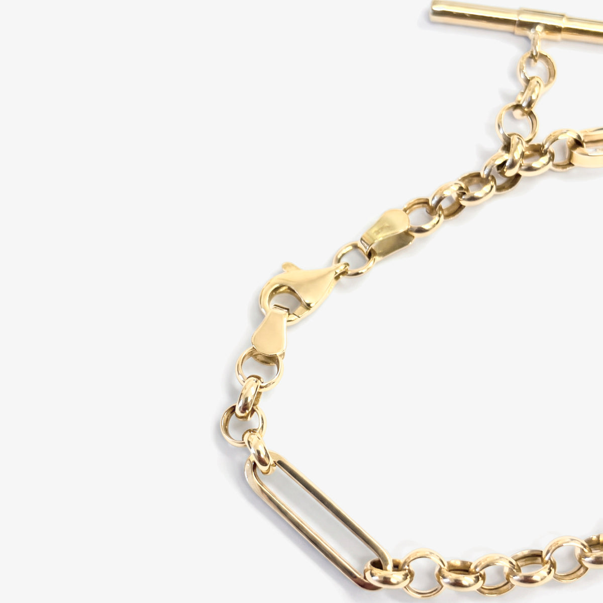 9ct Yellow Gold T-Bar Chain Bracelet on wrist