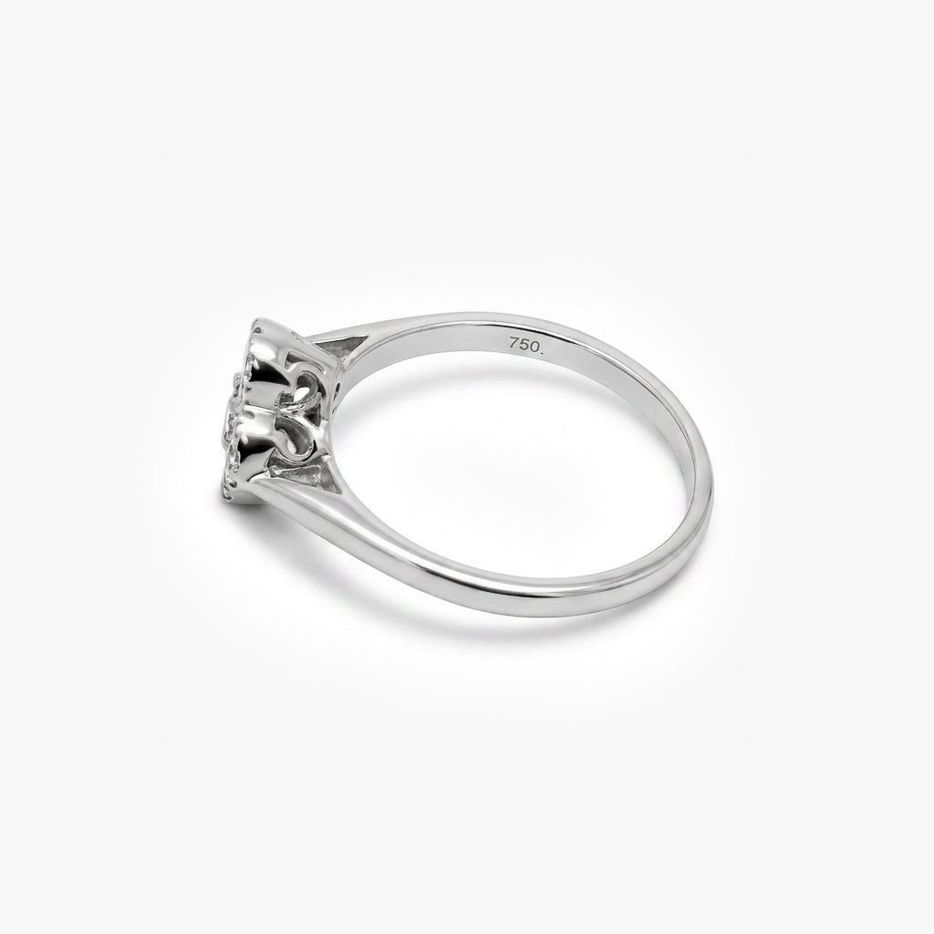 18ct White Gold 0.45ct Diamond Cluster Ring