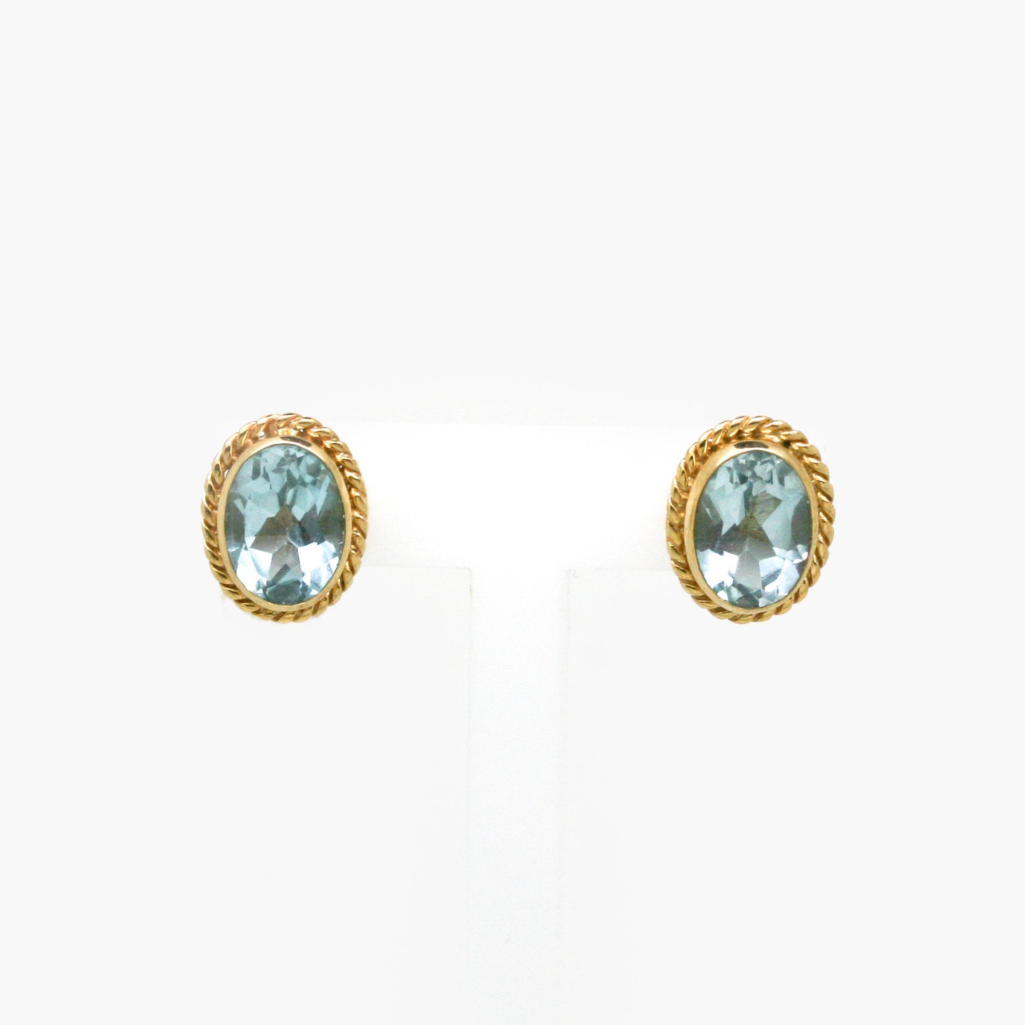 9 Carat Blue Topaz Stud Earring - Jordans Jewellers