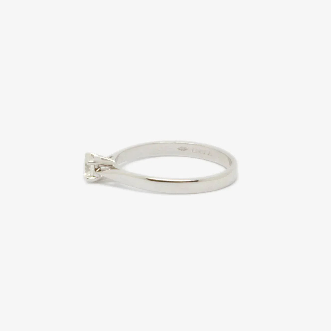 18ct White Gold 0.27ct Diamond Solitaire Ring - Jordans Jewellers