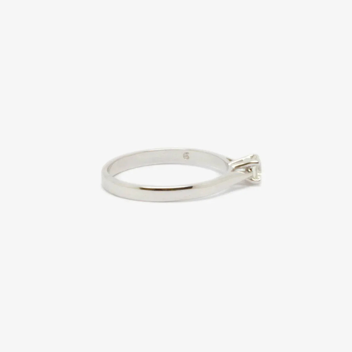 18ct White Gold 0.27ct Diamond Solitaire Ring - Jordans Jewellers