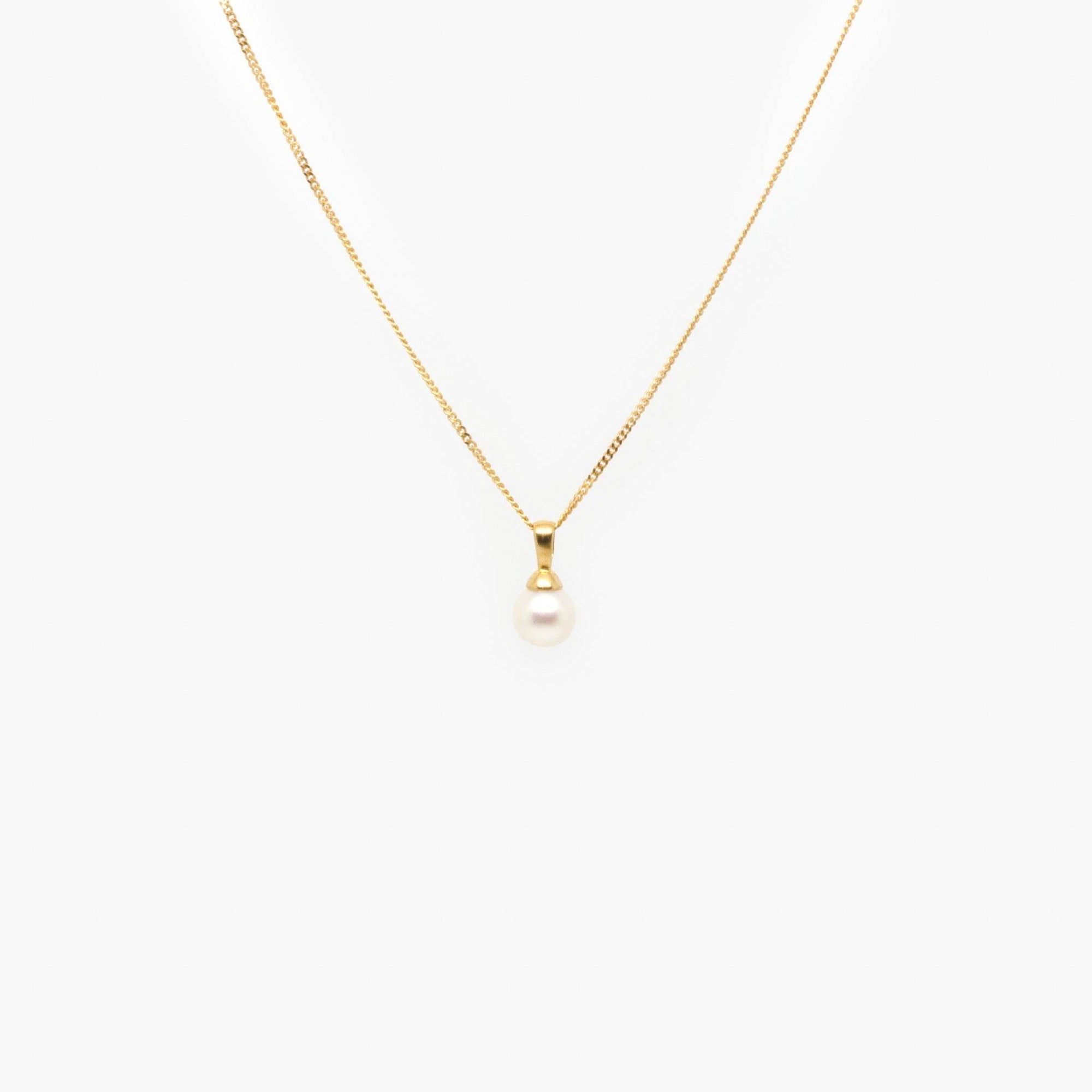 18ct Yellow Gold Akoya Pearl Pendant Necklace on 9ct Chain - Jordans Jewellers