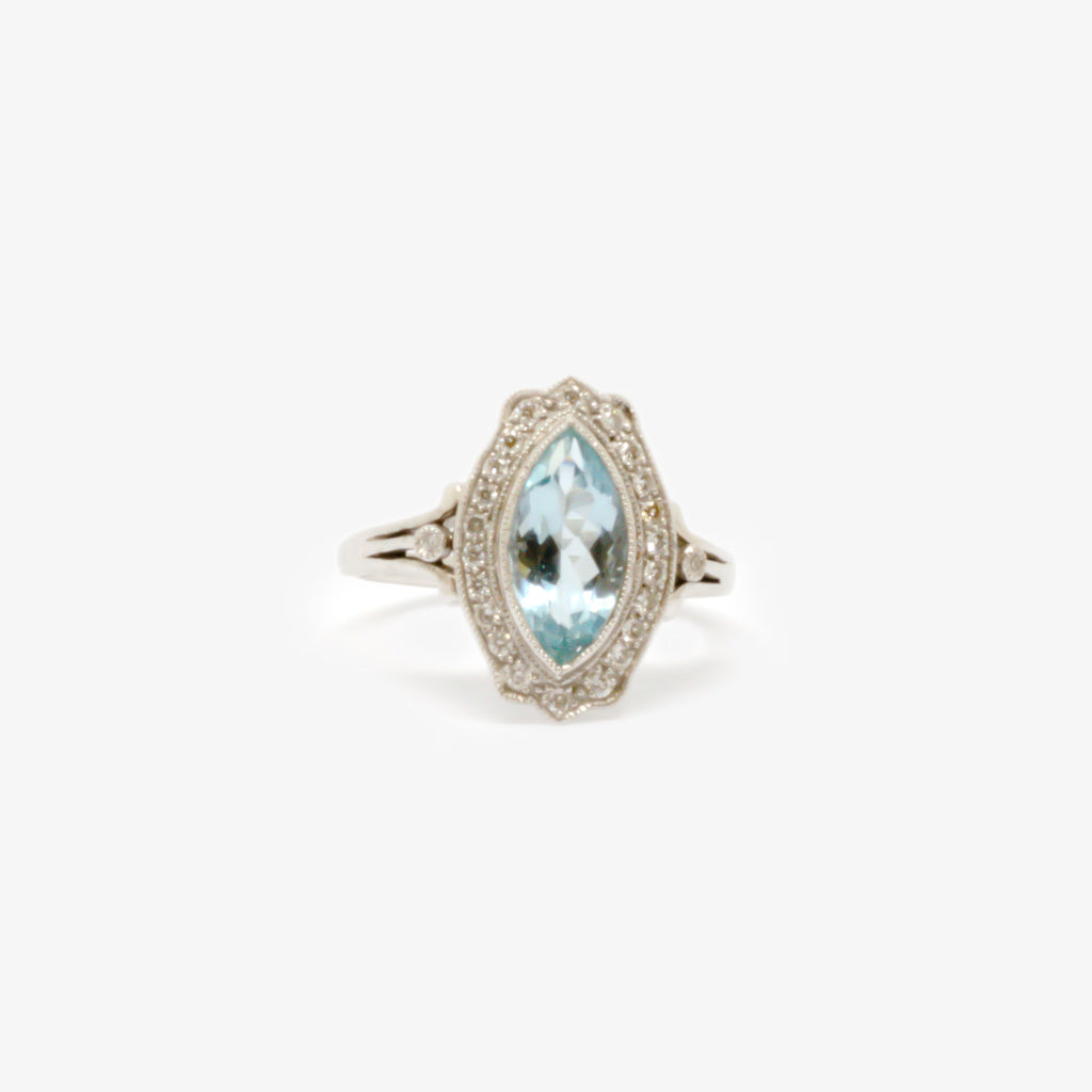 Jordans Jewellers 18ct white gold aquamarine and diamond ring