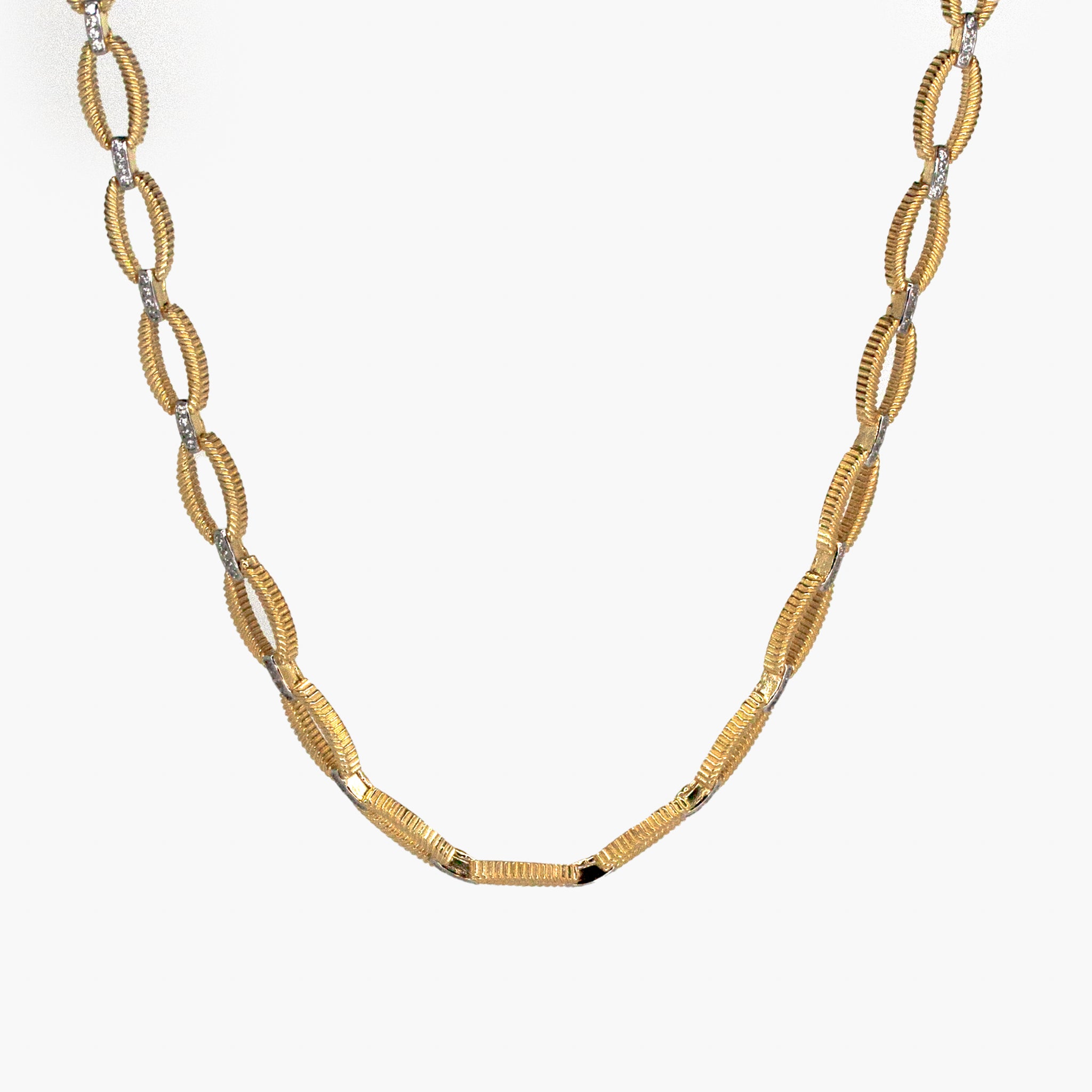 Oval link clearance chain necklace