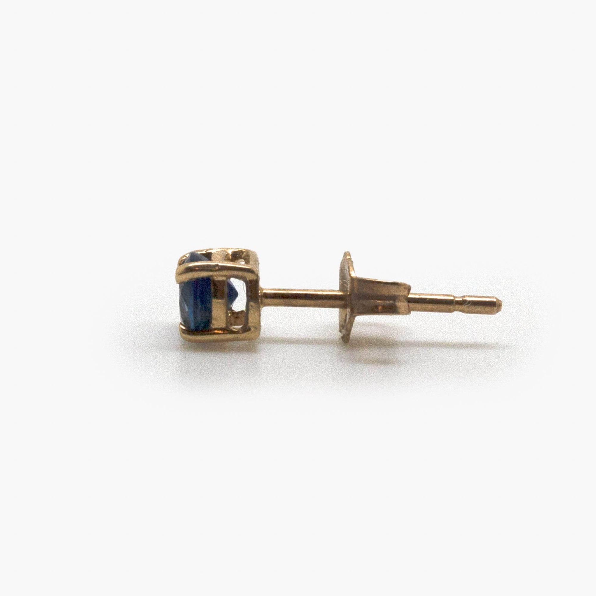 9 Carat Yellow Gold Round Sapphire Stud Earrings - Jordans Jewellers