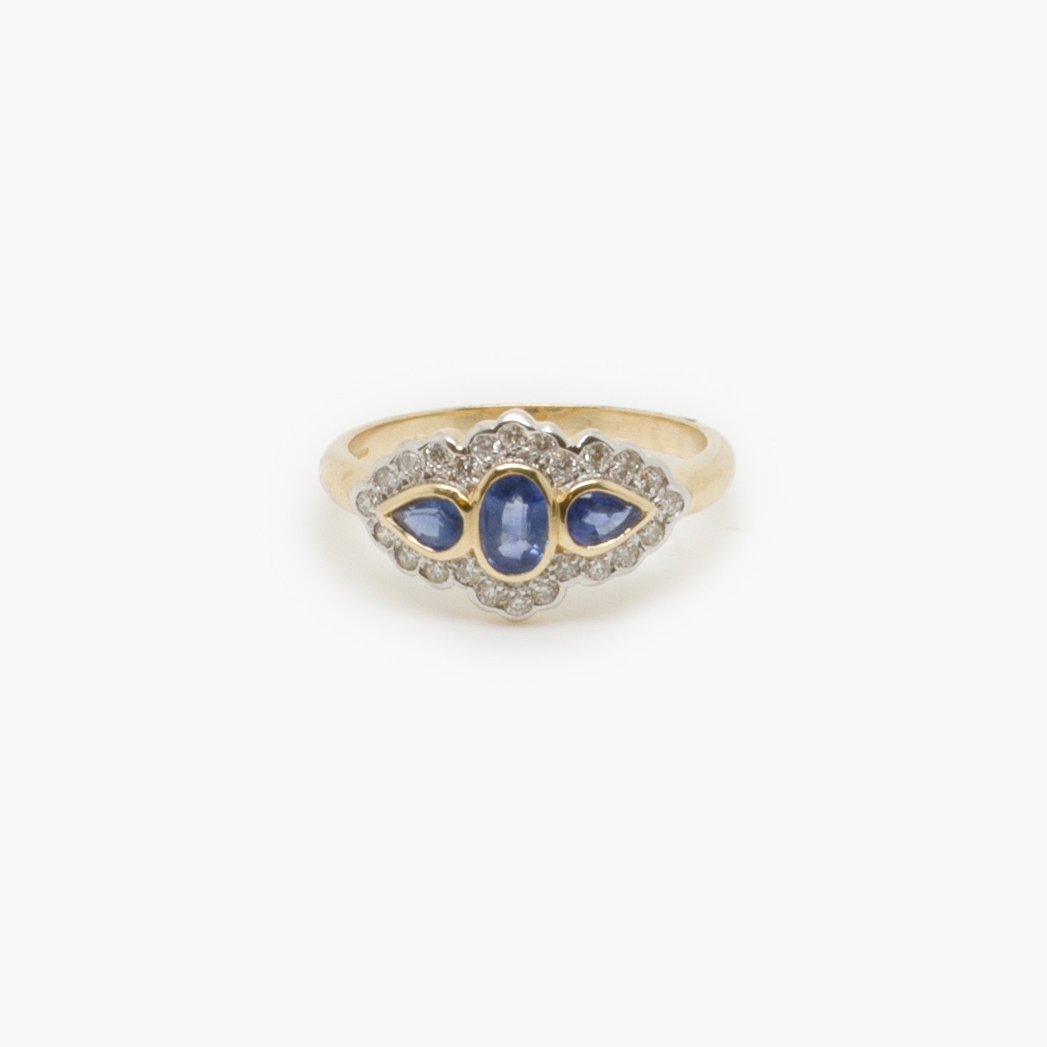 9 carat gold sale sapphire and diamond ring