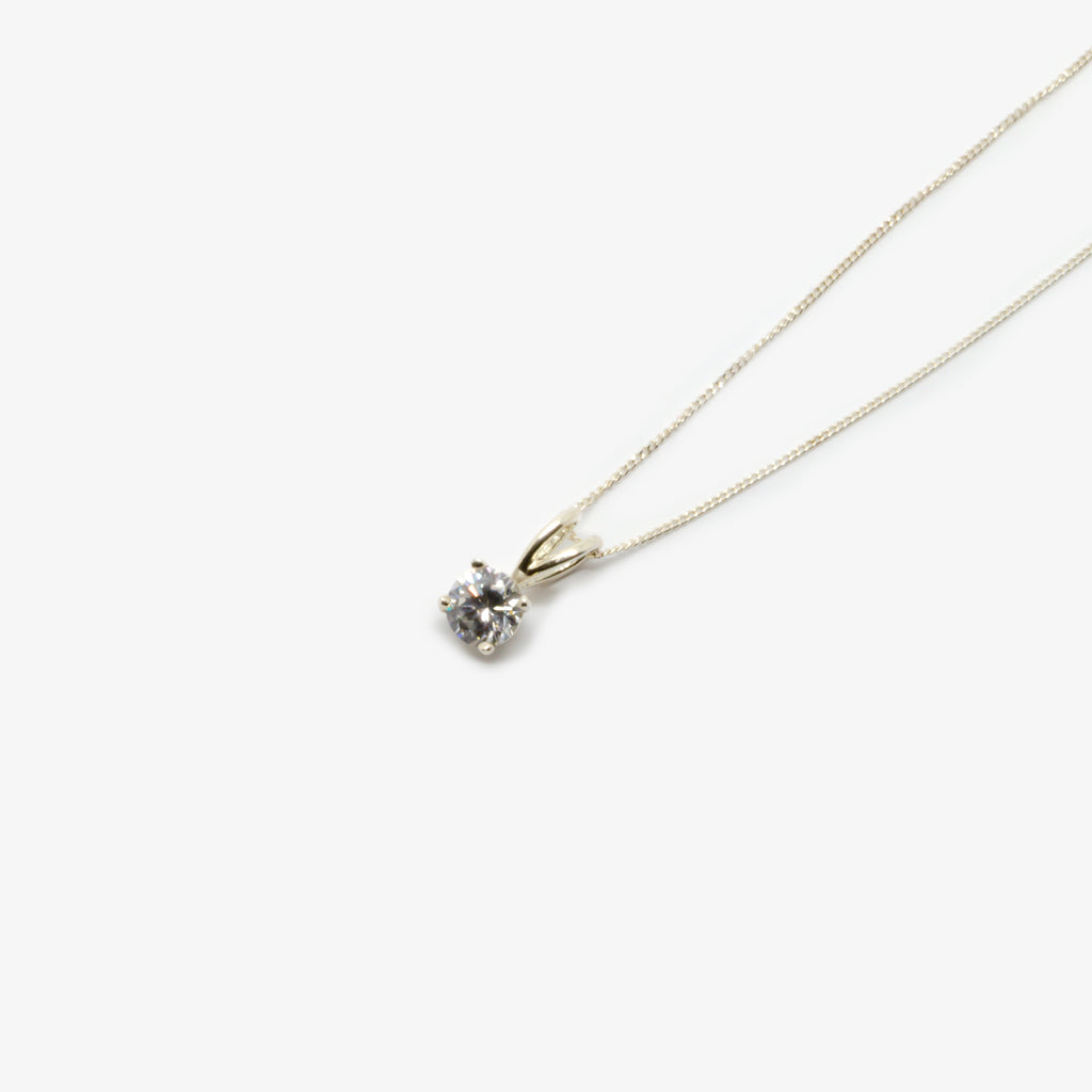 Jordans Jewellers silver cubic zirconia 0.6cm pendant necklace